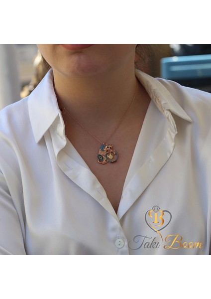 Özel tasarım Kedi Kolye, Renkli Taşlı Akvaryumda Balık Yakalayan Kedi Gümüş Kolye, Rose Gold Kaplama indirimleri