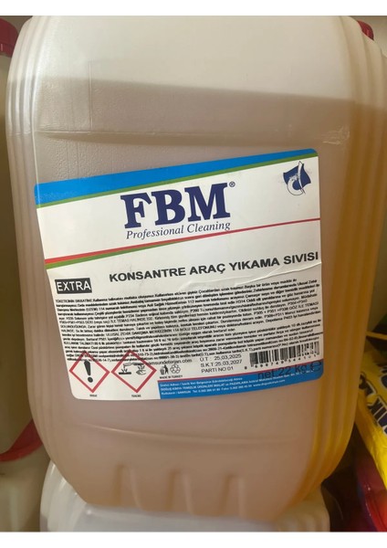 Konsantre Araç Yıkama Köpüğü Cila Etkili Su ile Çoğaltılır 22KG