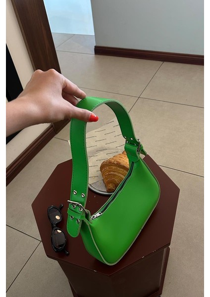 Muse Oval Baget Çanta Yeşil modelleri
