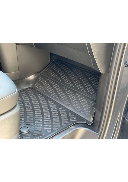 Hyundaı Starıa 3D Siyah Havuzlu Paspas 2022 ve Sonrası modelleri