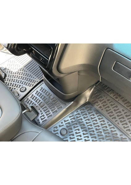 Hyundaı Starıa 3D Siyah Havuzlu Paspas 2022 ve Sonrası