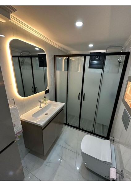 60X80 cm Işıklı Banyo Aynası, Beyaz, Şık ve Modern Dekorasyon Parçası