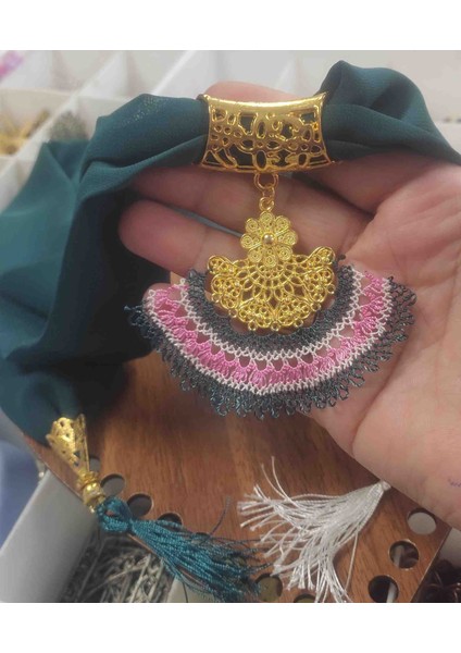 Iğne Oyalı Fular fırsatları