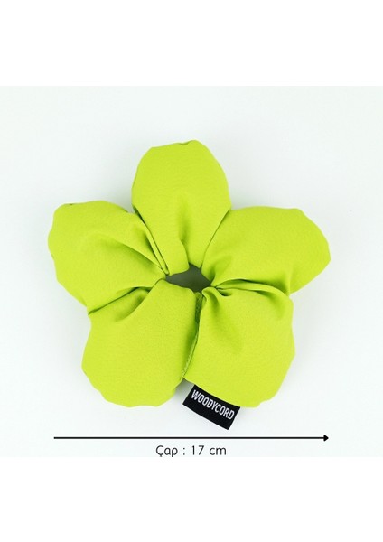 El Yapımı Fıstık Yeşili Pofuduk Scrunchie Toka - Enerjik ve Hacimli fiyatları