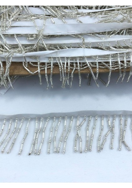 Gümüş Boncuk Işlemeli Dekoratif Şerit 1 Metre, Partilere ve Dekorasyona Şıklık Katar