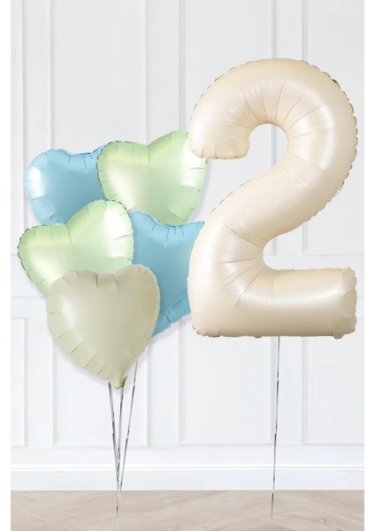 Bej ve Yeşil Renkli, Kalpli ve Rakamlı Balon Seti, Doğum Günü Kutlaması Için Ideal modelleri