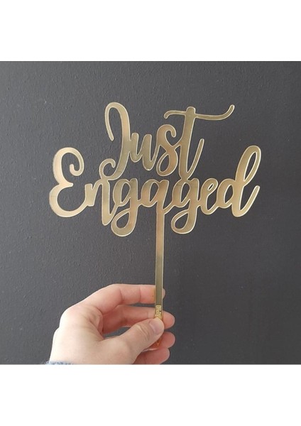 Altın Aynalı Pleksi Düğün Süsü, Şık ve Parlak Dekorasyon Için Ideal