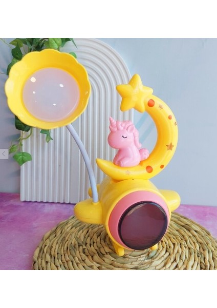 Çocuk Odası Ay ve Unicorn Desenli Gece Lambası fiyatları