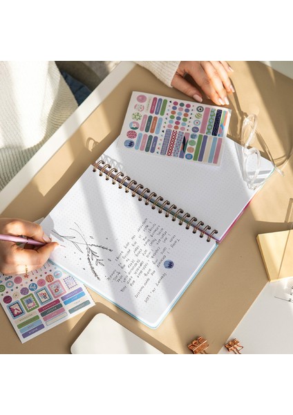17X24 Spiralli Lastikli Sert Kapak Noktalı Not Defteri - Çiçek fırsatları