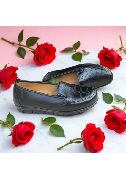 Kadın Topuk Dikenine Özel Ortopedik Düz Deri Taban Anne Ayakkabısı fırsatları