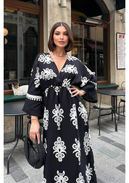 Yırtmaç Detaylı Yarasa Kol Kruvaze Yaka Uzun Yazlık Elbise modelleri