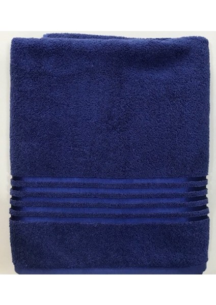 Lacivert Banyo Havlusu, Yumuşak ve Dayanıklı, Rahat Kullanım Için Ideal