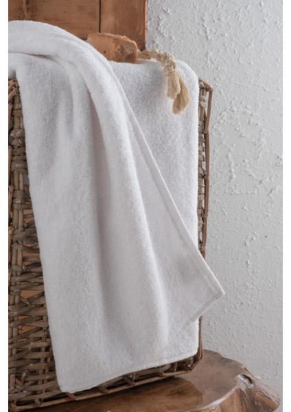 Dört Adet 50X90 cm Çift Dikişli Beyaz Banyo Havlusu Seti fırsatları