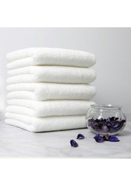 Yumuşak ve Şık El ve Yüz Havlusu, Ev ve Otel Kullanımı Için Ideal, Beyaz Renkli. fiyatları