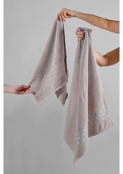 Yumuşak Pamuklu 4'lü Havlu Seti, Bej Renkli, Konforlu Kullanım Sağlar. fiyatları