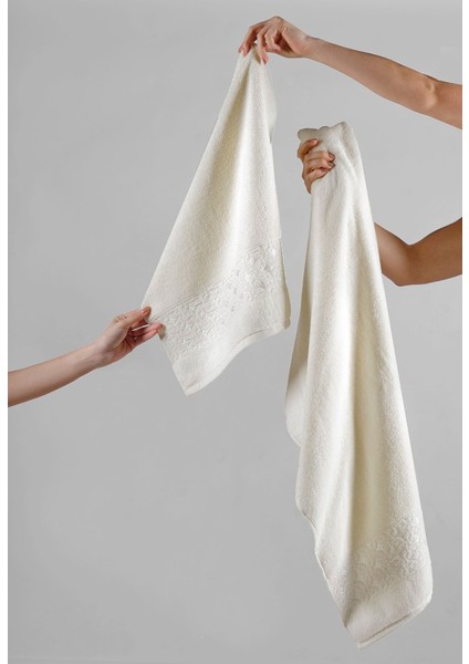 Yumuşak Pamuklu 4'lü Havlu Seti, Bej Renkli, Konforlu Kullanım Sağlar. modelleri