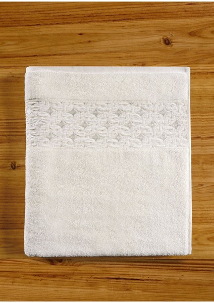 Yumuşak Pamuklu 4'lü Havlu Seti, Bej Renkli, Konforlu Kullanım Sağlar.