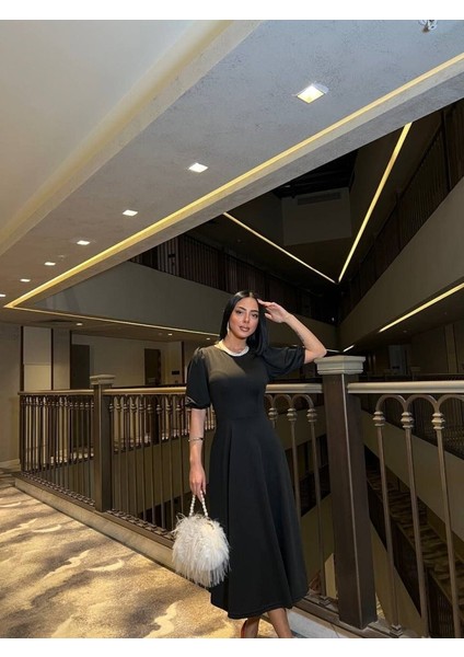 Kadın Bisiklet Yaka Kısa Kol Lastik Detay Uzun Elbise modelleri