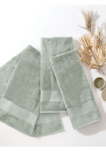 Nil Yeşili 3'lü El, Yüz ve Baş Havlu Seti, 50X90 Cm, Şık ve Kullanışlı.