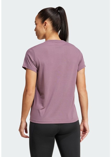 Performance IX1010 AEROREADY Train Essentials Minimal Branding Crewneck Tee fırsatları