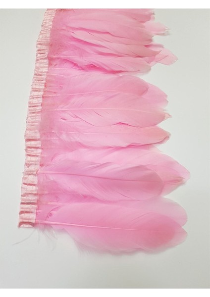 Koyu Pembe Kartal Tüyü ile Şık ve Renkli Parti Dekorasyonu Malzemeleri modelleri