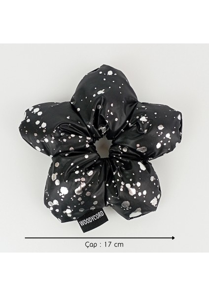 El Yapımı Siyah Parlak Gümüş Puantiyeli Pofuduk Scrunchie Toka - Işıltılı ve Hacimli fiyatları