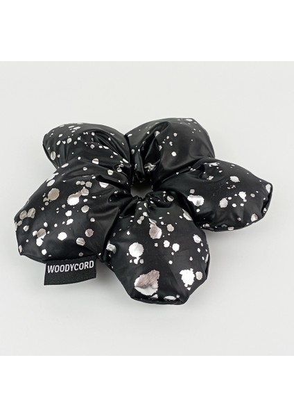 El Yapımı Siyah Parlak Gümüş Puantiyeli Pofuduk Scrunchie Toka - Işıltılı ve Hacimli modelleri