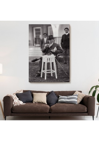 Mustafa Kemal Atatürk Kahvesini Içerken Fotoğrafik Dekoratif Kanvas Tablo, Duvar Dekoru EZ124 fiyatları