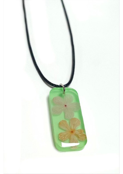 Kartopu Çiçeği Dikdörtgen Epoksi Kolye