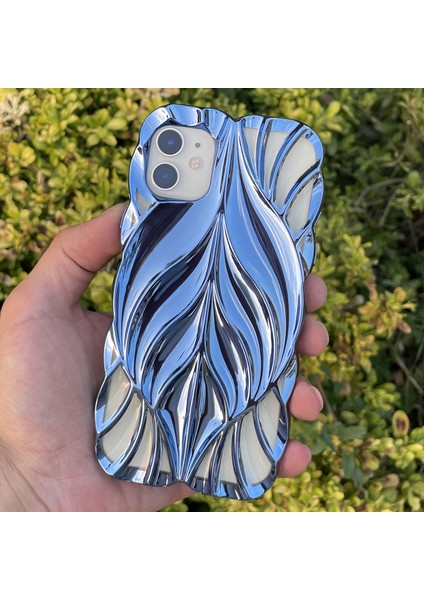 iPhone 11 Kılıf Yaprak Desenli Parlak Darbe Önleyici Silikon Kapak