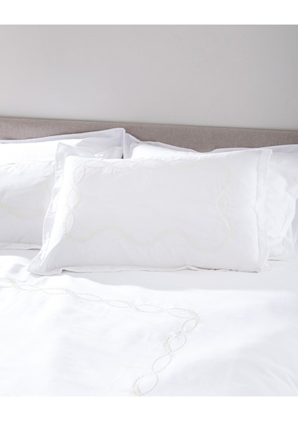 Marguerite King Size Nakışlı Nevresim Takımı - Saten