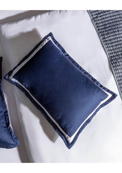 Jeanne Family Size Bordürlü Saten Nevresim Takımı - Lacivert/beyaz