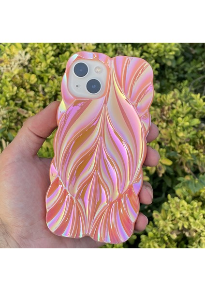 iPhone 15 Kılıf Yaprak Desenli Hologramlı Parlak Darbe Önleyici Silikon Kapak