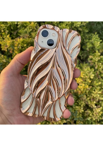 iPhone 15 Kılıf Yaprak Desenli Parlak Darbe Önleyici Silikon Kapak