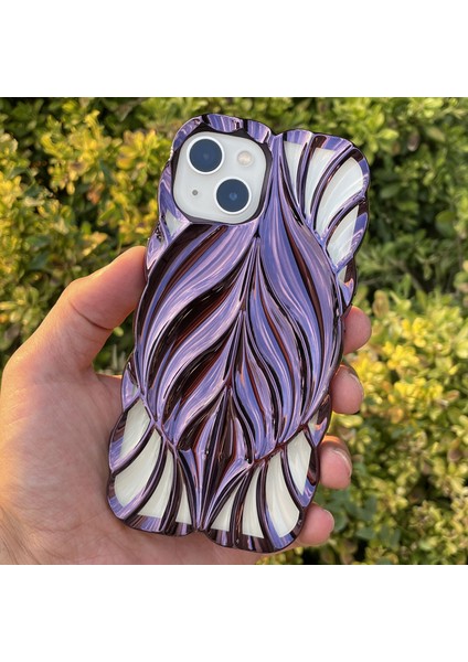 iPhone 15 Kılıf Yaprak Desenli Parlak Darbe Önleyici Silikon Kapak