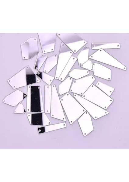 Renkli Akrilik Tasarımlı Yapışkanlı Elbise Modeli, 75 Küpe Deliğiyle Şıklık Sağlar