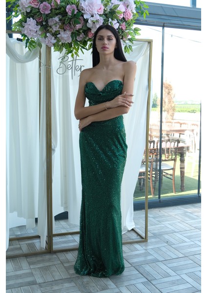 Zümrüt Pul Taş Işlemeli Straplez Balık Abiye 9705304.123 fiyatları