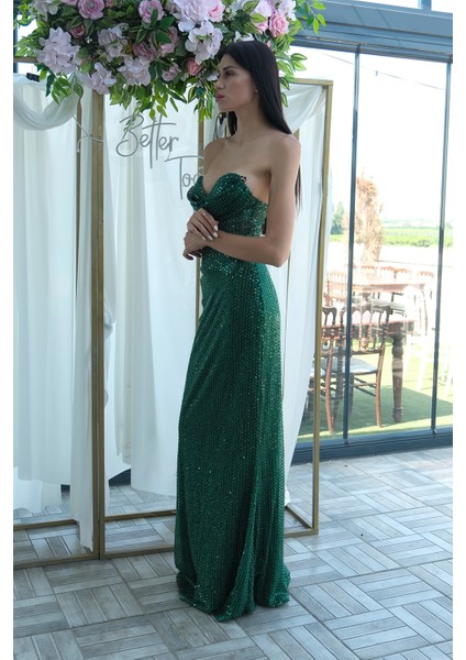 Zümrüt Pul Taş Işlemeli Straplez Balık Abiye 9705304.123