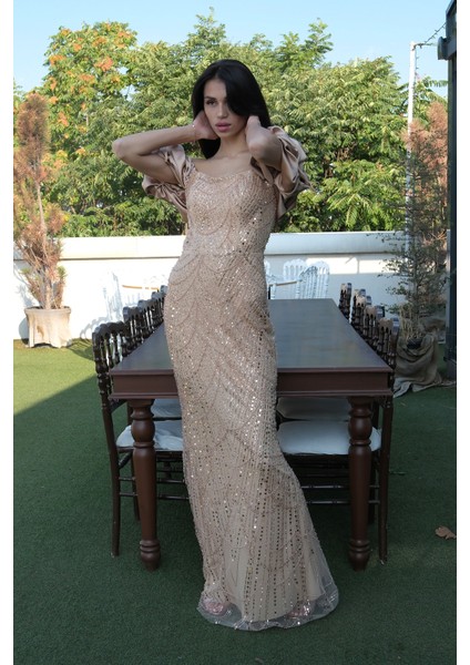 Gold Üzeri Taş Boncuk Işlemeli Balon Kol Abiye 9705417.122 fırsatları