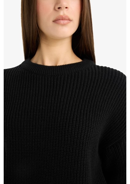 Regular Fit Bisiklet Yaka Selanik Kumaş Basic Düz Triko Kazak H6905AZ25WN indirimleri