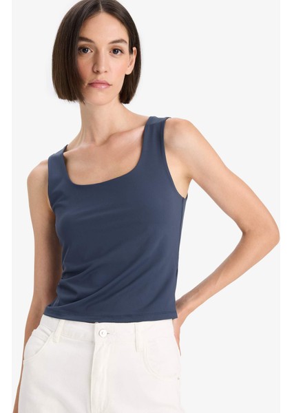 Slim Fit Dar Kesim Basic Düz Kare Yaka Atlet C2622AX25AU fırsatları