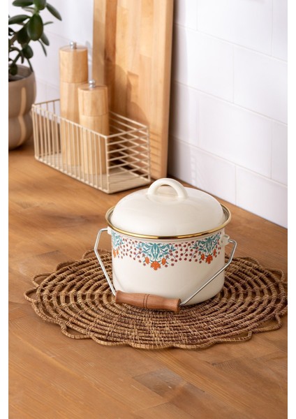 Bej Emaye Yoğurt Tenceresi 16 Cm, Şık ve Dayanıklı Mutfak Gereci