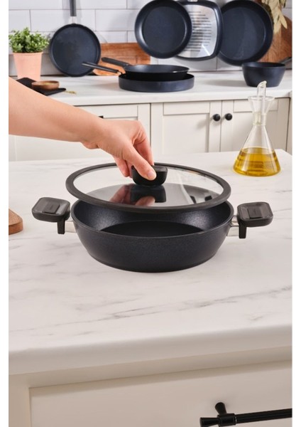26 cm Siyah Tencere, Karnıyarık ve Pilav Için Şık ve Dayanıklı Seçenek fiyatları