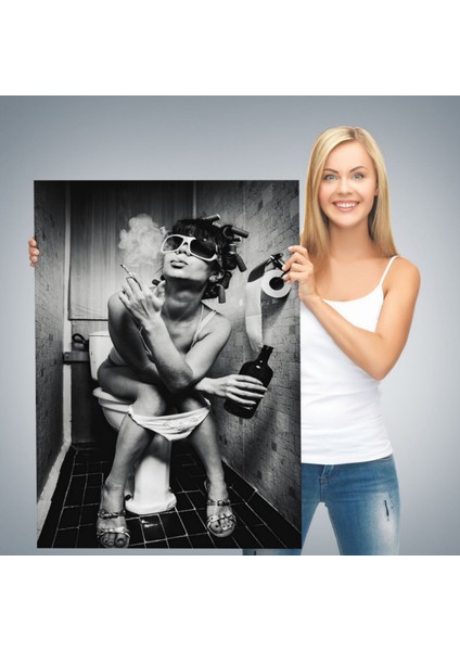 Tuvalette Içki ve Sigara Içen Kadın Dekoratif Kanvas Tablo, Duvar Dekoru 5105