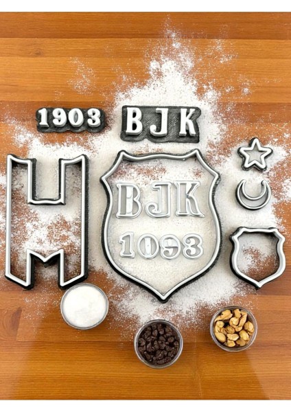 Çok Renkli Kurabiye Kalıbı, Eğlenceli ve Renkli Tasarım, 8 Cm, Hamur Şekillendirme Aracı