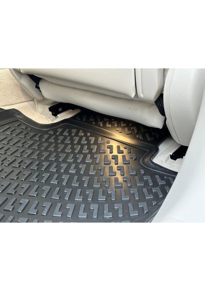 Mercedes Eqs 3D Siyah Havuzlu Paspas 2021 ve Sonrası