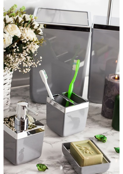 Gri ve Beyaz Banyo Seti, Şık ve Kullanışlı Tasarım, Evinizde Şıklık Sağlar fiyatları