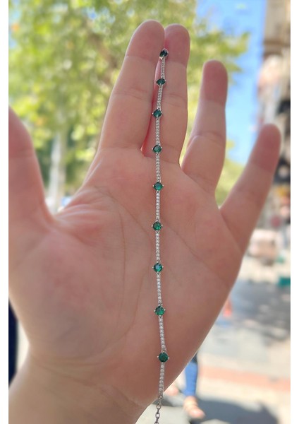 Gümüş Yeşil Taşlı Su Yolu Bileklik IS8986C2 fiyatları