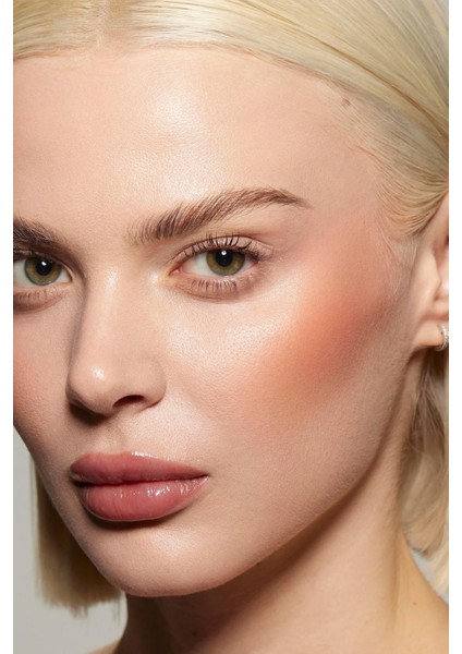 Kylie Hybrid Allık Yumuşak Mat Bitişli 216 Sienna 2.5gr modelleri