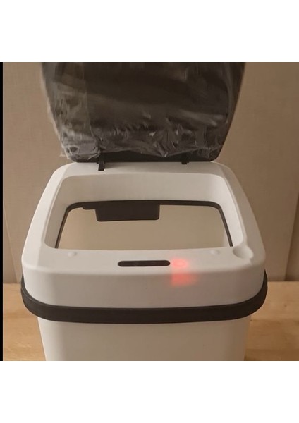 Akıllı Çöp Tenekesi 12 Litre Sensörlü Otomatik Kapak Indüksiyon Tipli ( Mutfak ve Tuvalet ) modelleri